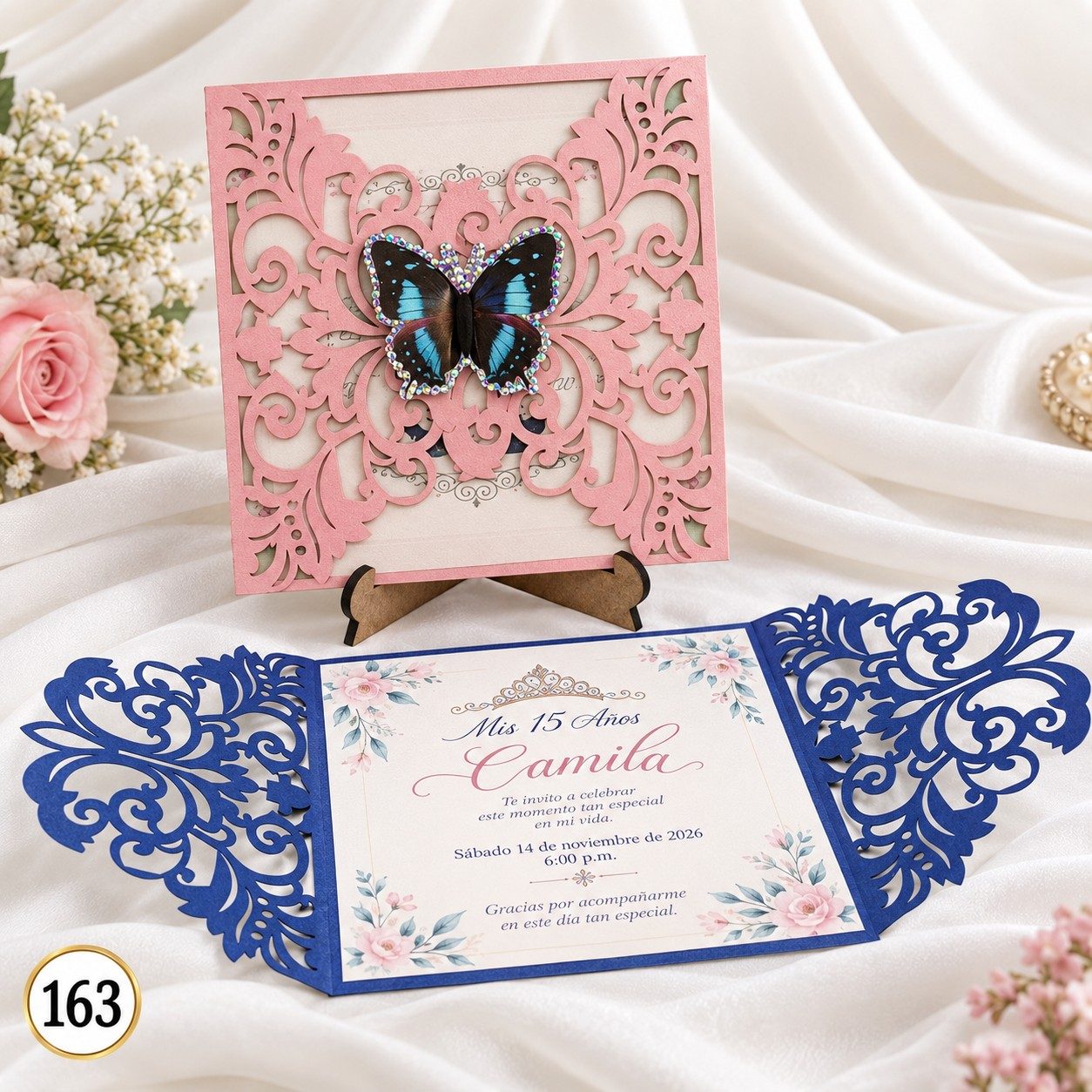 Invitación de 15 años · Mariposa central con calado · 163