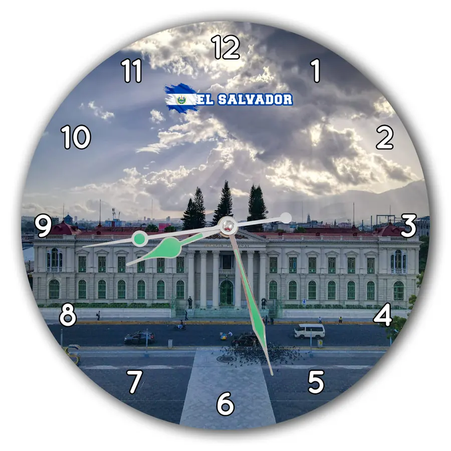Reloj Palacio Nacional bajo nubes · ESV-028